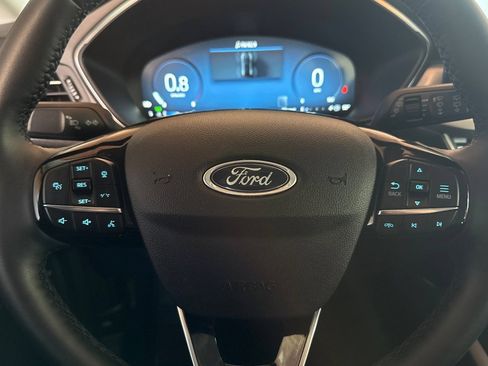 Used 2025 Ford Escape Platinum AWD/4WD image 31