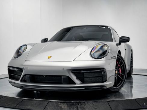 Used 2024 Porsche 911 Carrera 4 GTS AWD/4WD image 3