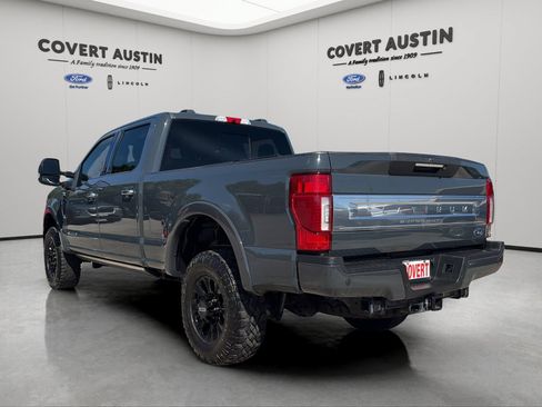 Used 2021 Ford F250 Platinum w/ Tremor Off-Road Package AWD/4WD image 3