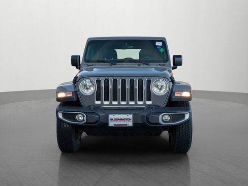 Used 2020 Jeep Wrangler Unlimited Sahara image 2