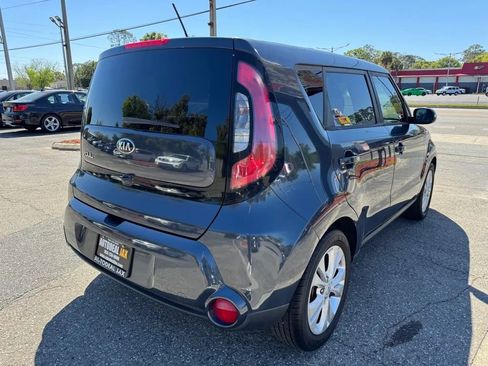 Used 2016 Kia Soul ! image 4