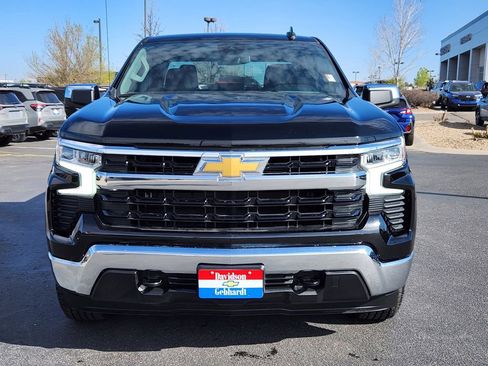 Used 2024 Chevrolet Silverado 1500 LT w/ Z71 Off-Road Package AWD/4WD image 5