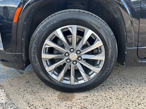 Certified 2023 Chevrolet Traverse Premier w/ LPO, 'HIT The Road' Package AWD/4WD image 48