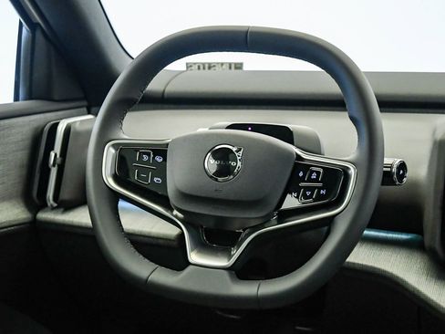 New 2026 Volvo EX30 Ultra w/ Protection Package AWD/4WD image 13