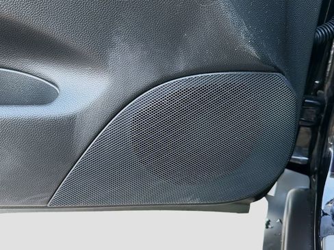 Used 2017 INFINITI QX50 Base w/ Deluxe Touring Package image 24