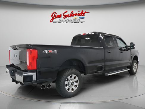 Used 2023 Ford F250 XLT AWD/4WD image 6