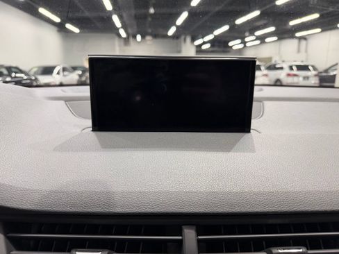 Used 2019 Audi Q7 3.0T Premium Plus AWD/4WD image 42