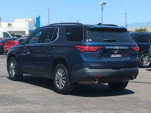 Used 2023 Chevrolet Traverse LT FWD image 6