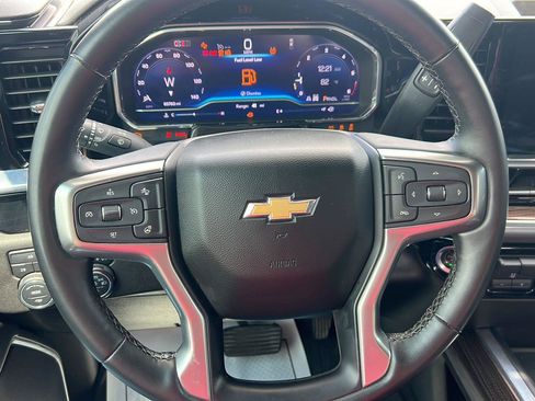 Used 2024 Chevrolet Silverado 2500 LT AWD/4WD image 14