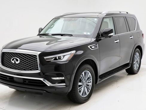 Used 2024 INFINITI QX80 Luxe w/ Cargo Package image 2