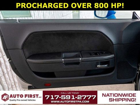 Used 2009 Dodge Challenger SRT8 image 6