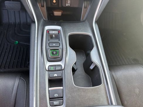 Used 2020 Honda Accord EX image 14