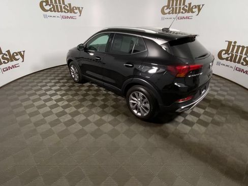 Used 2023 Buick Encore GX Essence w/ Experience Buick Package FWD image 6