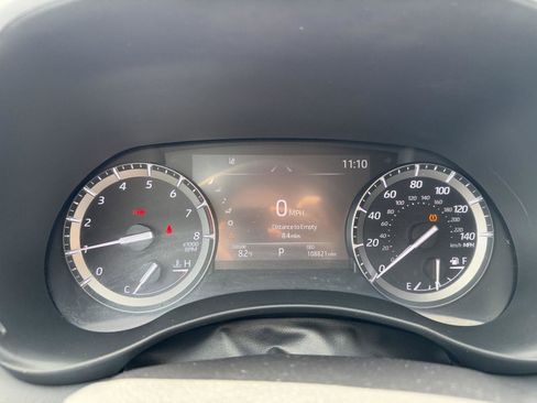 Used 2021 Toyota Highlander XLE image 10