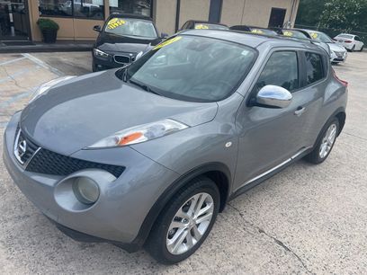 Used 2011 Nissan Juke SL w/ Chrome Pkg