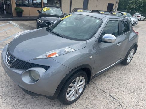 Used 2011 Nissan Juke SL w/ Chrome Pkg FWD image 1