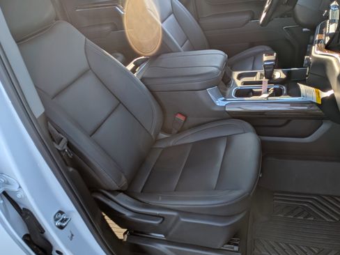 Used 2025 Chevrolet Silverado 1500 LT Trail Boss w/ LT Trail Boss Premium Package image 20