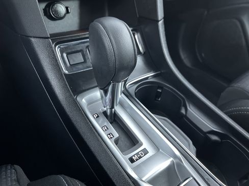 Used 2023 Subaru Ascent Premium w/ Convenience Package image 20