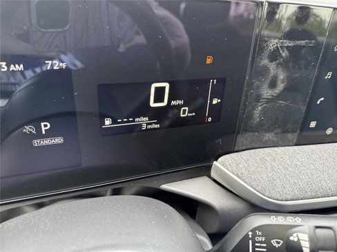 New 2026 Nissan Kicks SV w/ Charging Package FWD image 36