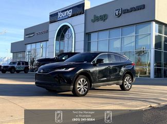 Used 2023 Toyota Venza LE video 1