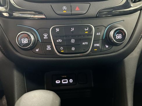 Used 2024 Chevrolet Equinox RS image 16