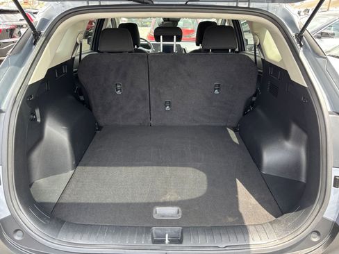 Used 2025 Kia Sportage LX FWD image 31