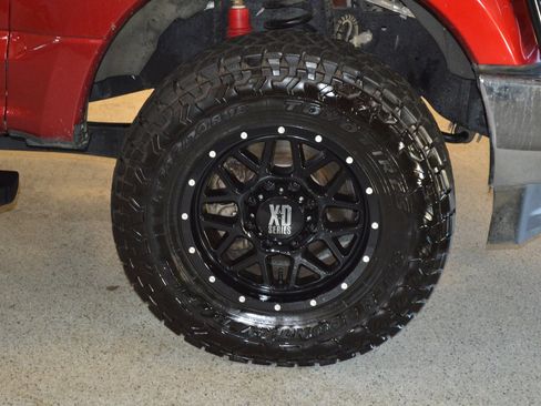 Used 2017 Ford F250 Lariat w/ Lariat Value Package image 9