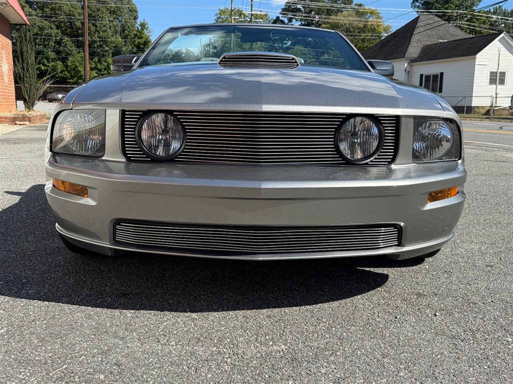 Used 2008 Ford Mustang GT RWD image 14