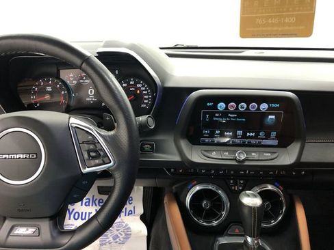 Used 2016 Chevrolet Camaro SS image 20