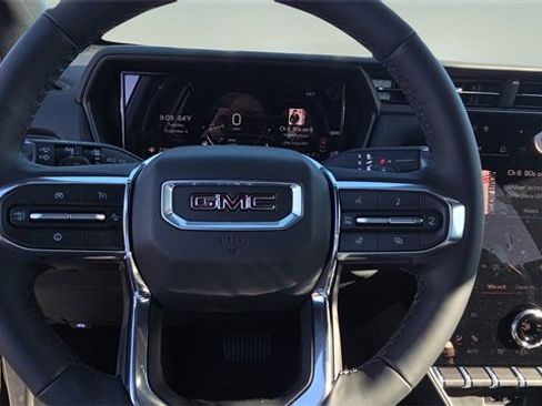 New 2026 GMC Terrain Elevation w/ Elevation Premium Package image 11