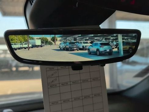 New 2026 Chevrolet Equinox ACTIV w/ Convenience Package III image 31