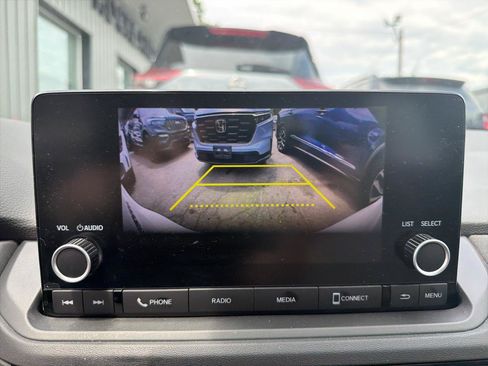 Used 2023 Honda Accord LX image 12