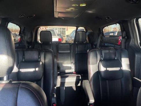 Used 2017 Dodge Grand Caravan GT image 22