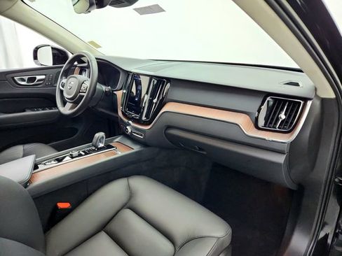 Used 2023 Volvo XC60 B5 Plus w/ Climate Package image 13
