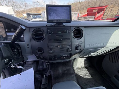 Used 2012 Ford F550 4x4 Regular Cab Super Duty w/ Payload Upgrade Pkg image 49