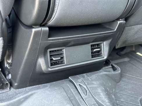 Used 2023 Chevrolet Silverado 1500 Custom RWD image 25