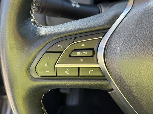 Used 2021 INFINITI Q50 Luxe image 16