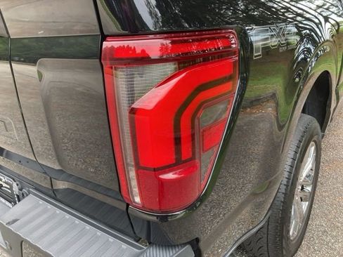 Used 2024 Ford F150 King Ranch w/ FX4 Off-Road Package image 14