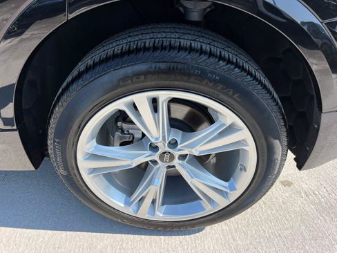 Certified 2023 Audi Q8 Premium Plus AWD/4WD image 20