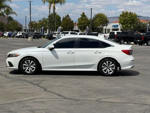 Used 2022 Honda Civic LX image 9