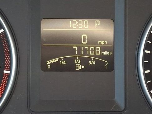 Used 2013 Volkswagen Jetta SE FWD image 18