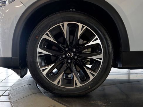 Certified 2024 MAZDA CX-90 Plug-In Hybrid w/ Premium Pkg AWD/4WD image 10