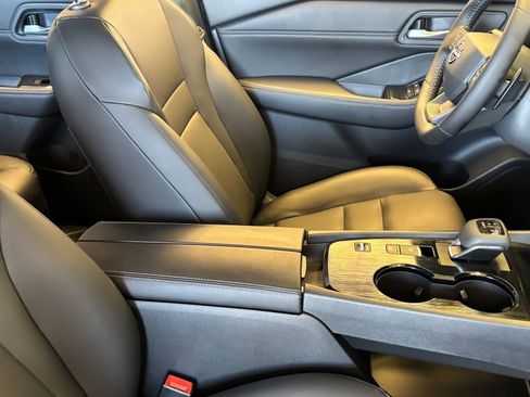 New 2026 Nissan Rogue Dark Armor FWD image 8