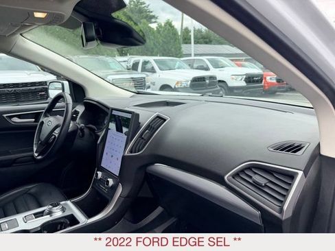 Used 2022 Ford Edge SEL AWD/4WD image 9