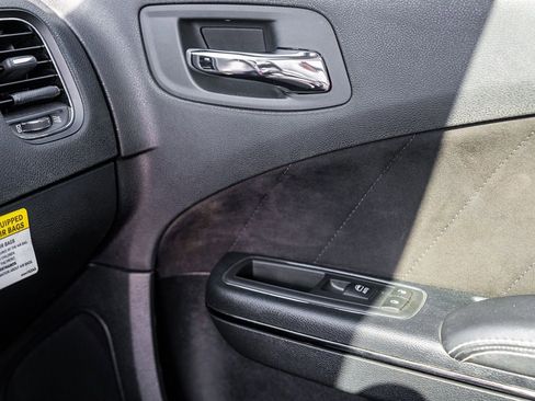 Used 2015 Dodge Charger SRT Hellcat image 27