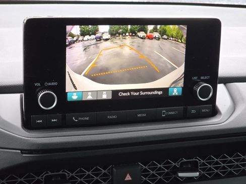 Certified 2024 Honda Accord EX image 11