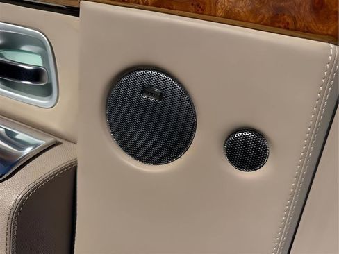 Used 2006 Rolls-Royce Phantom Sedan RWD image 39