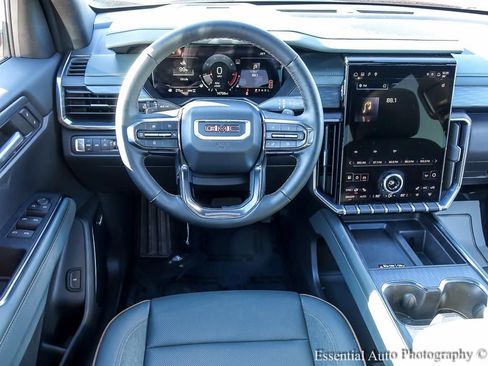 Used 2024 GMC Acadia AT4 w/ LPO, Floor Liner Package image 15