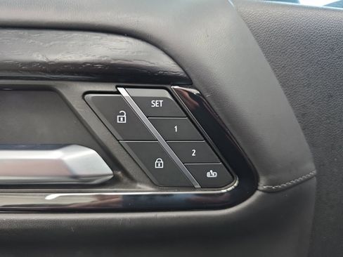 Used 2024 GMC Sierra 2500 AT4X image 39