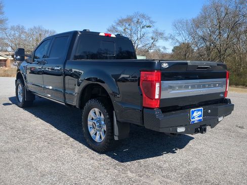 Used 2022 Ford F350 Platinum w/ FX4 Off-Road Package image 5
